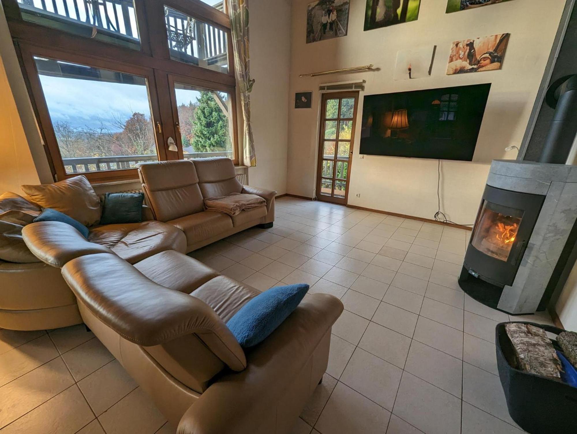 Sonnige Aussicht Villa Losheim Exterior photo
